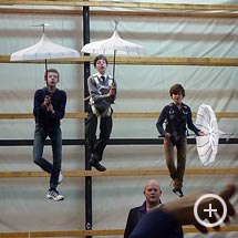 Flying Effects for Opera