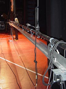 Coutnerweighted theatre bar